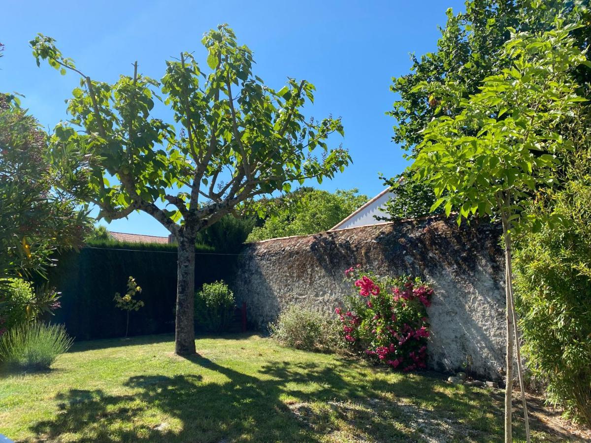 Maison Vendeenne A 10 Min De La Mer Avrillé Buitenkant foto